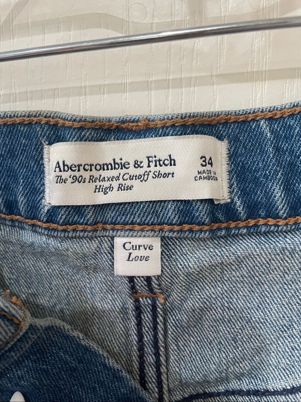 Abercrombie and Fitch 90s cutoff high rise denim shorts plus size 34 - Picture 4 of 8